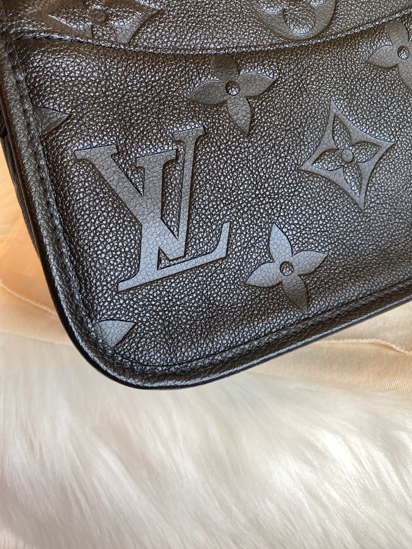 Louis Vuitton Diane Monogram Black Empreinte Leather