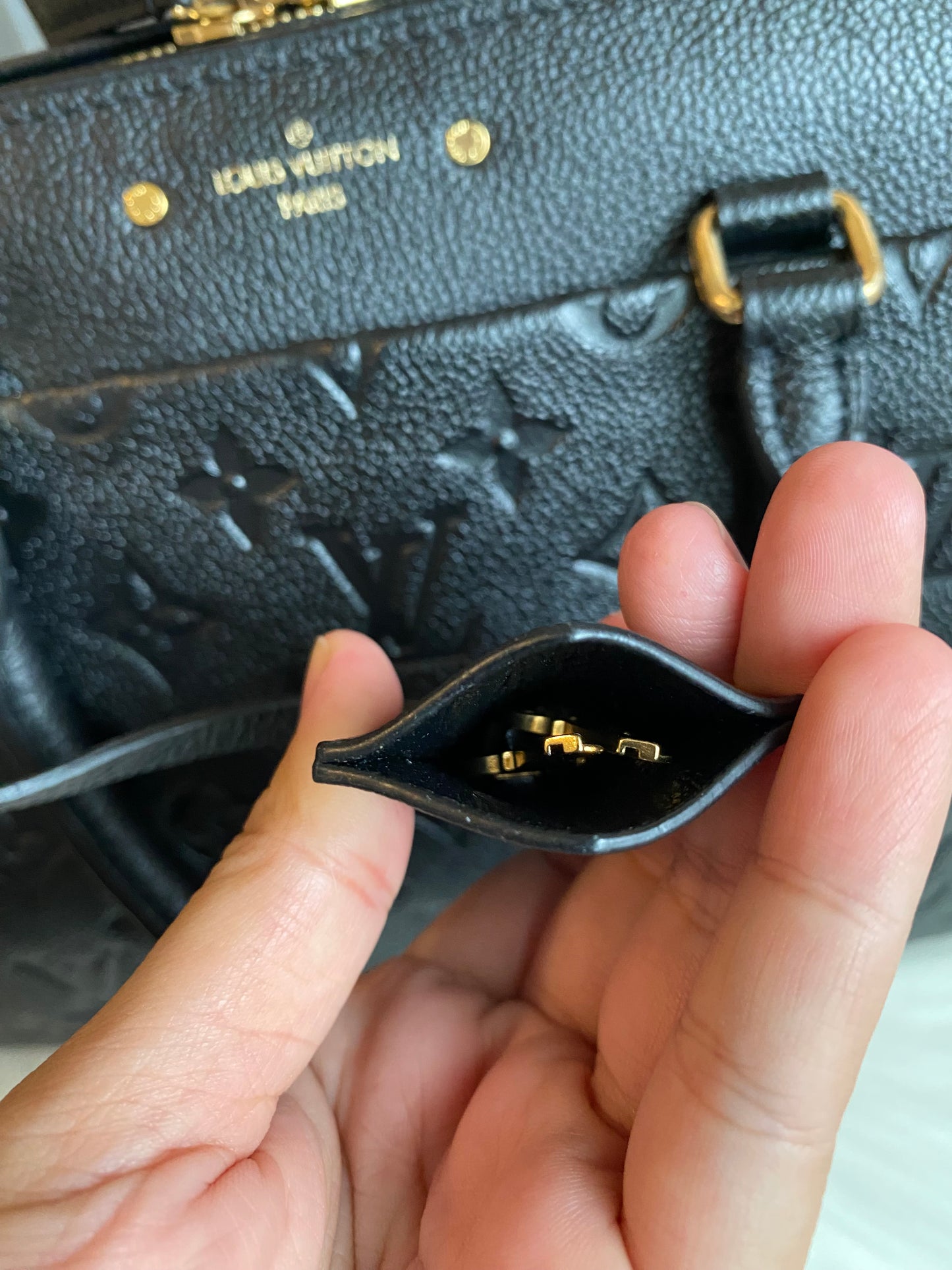 Louis Vuitton Speedy 25 Bandouliere Black Empreinte