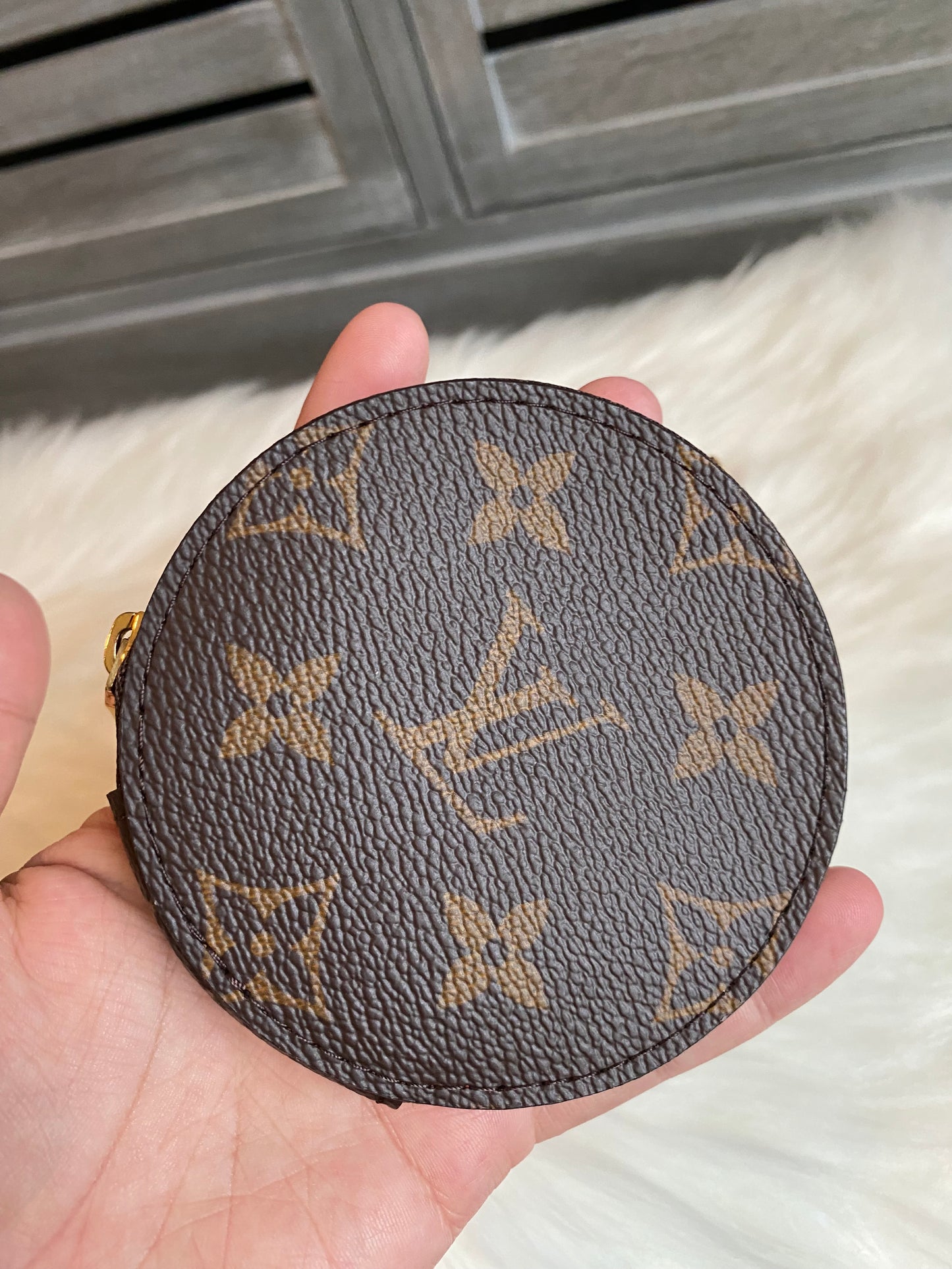 Louis Vuitton Reverse Monogram Giant OnTheGo East West