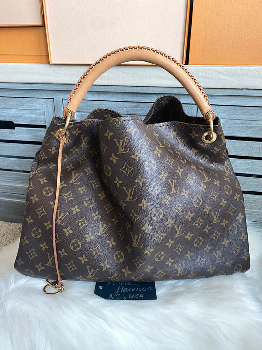 Louis Vuitton Artsy GM