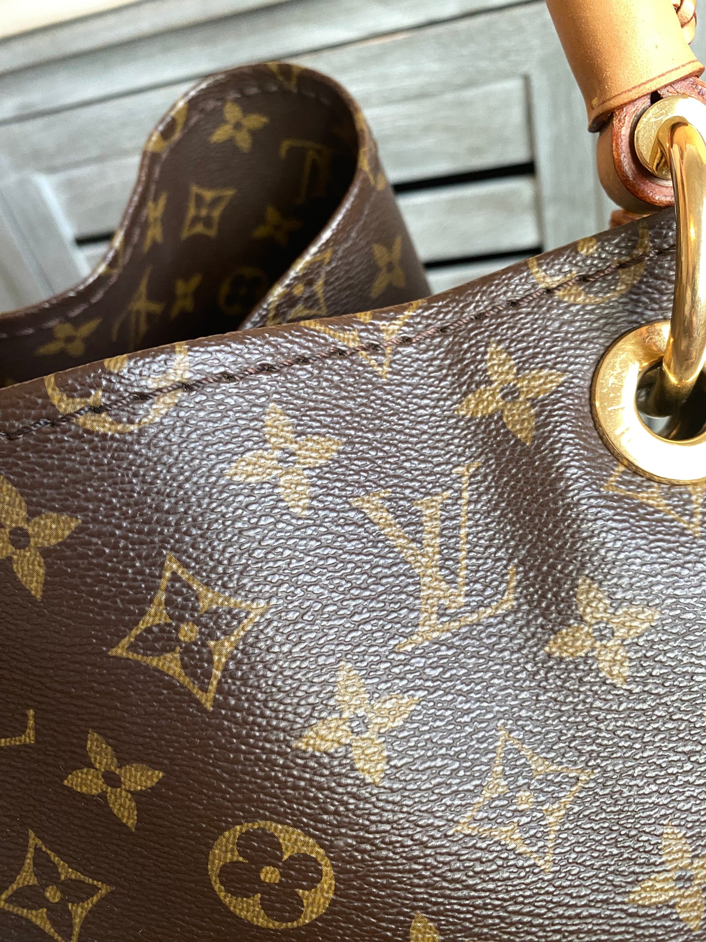 Louis Vuitton Artsy GM