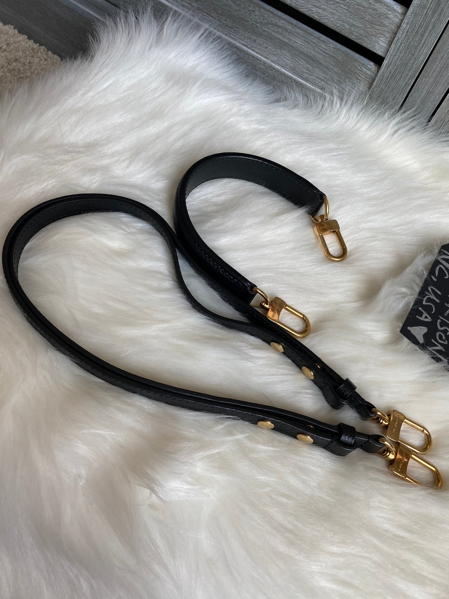 Louis Vuitton Neo Noe MM Black Empreinte