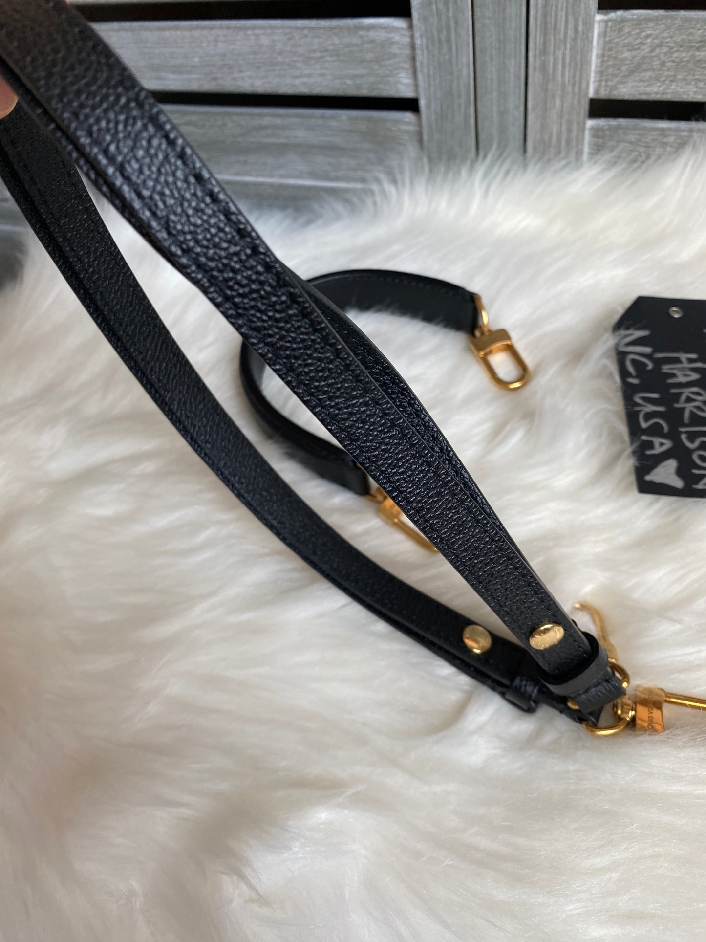 Louis Vuitton Neo Noe MM Black Empreinte