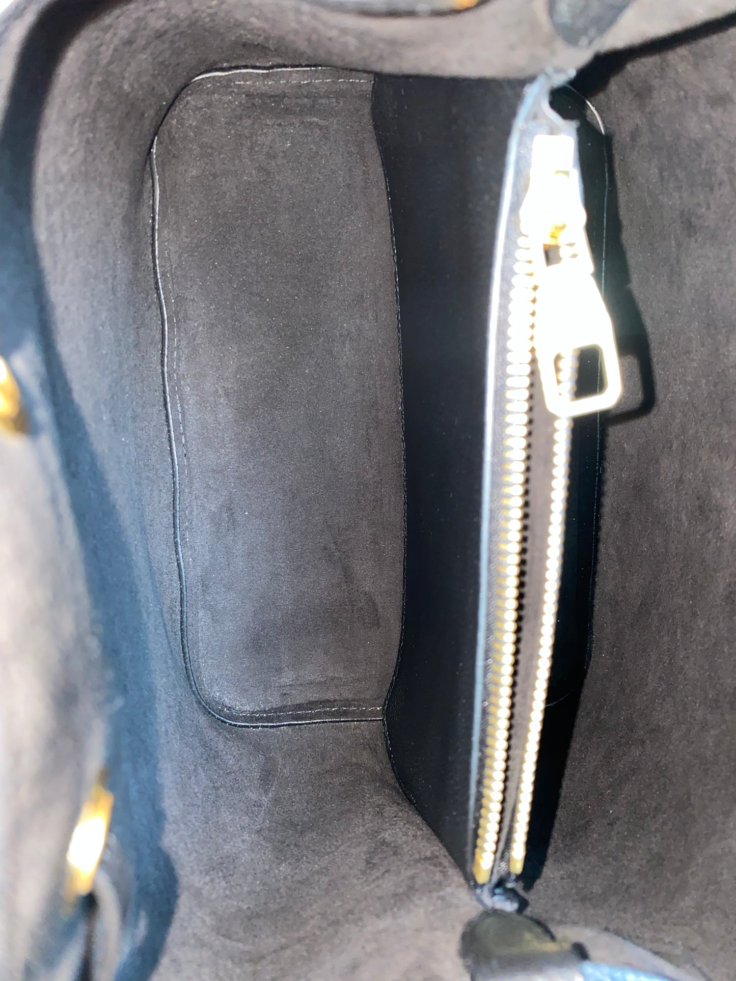 Louis Vuitton Neo Noe MM Black Empreinte