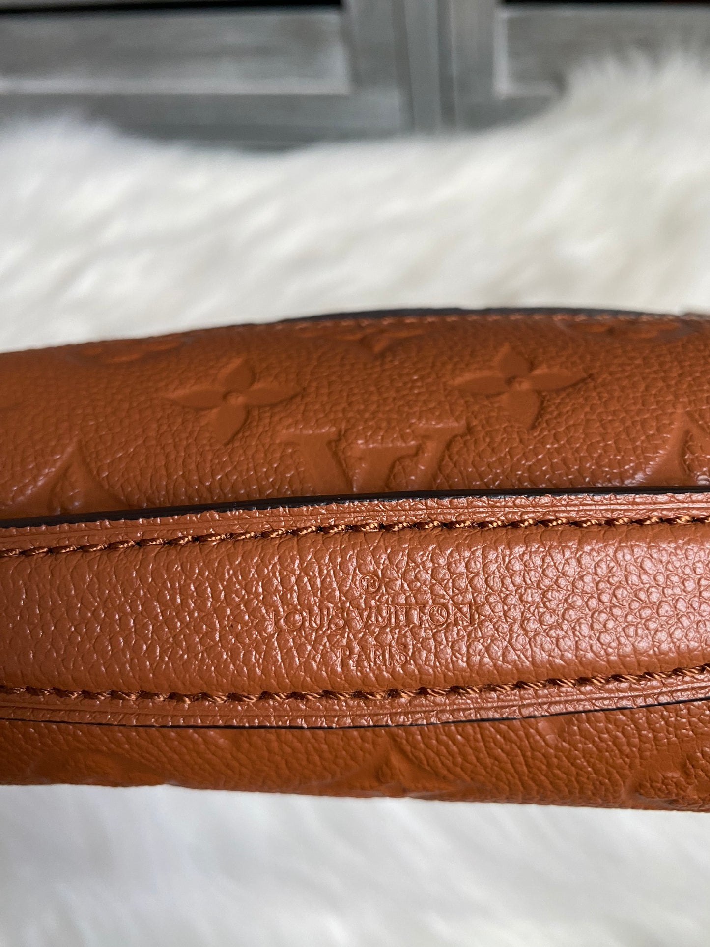 Louis Vuitton Pochette Metis Empreinte Leather - Cognac