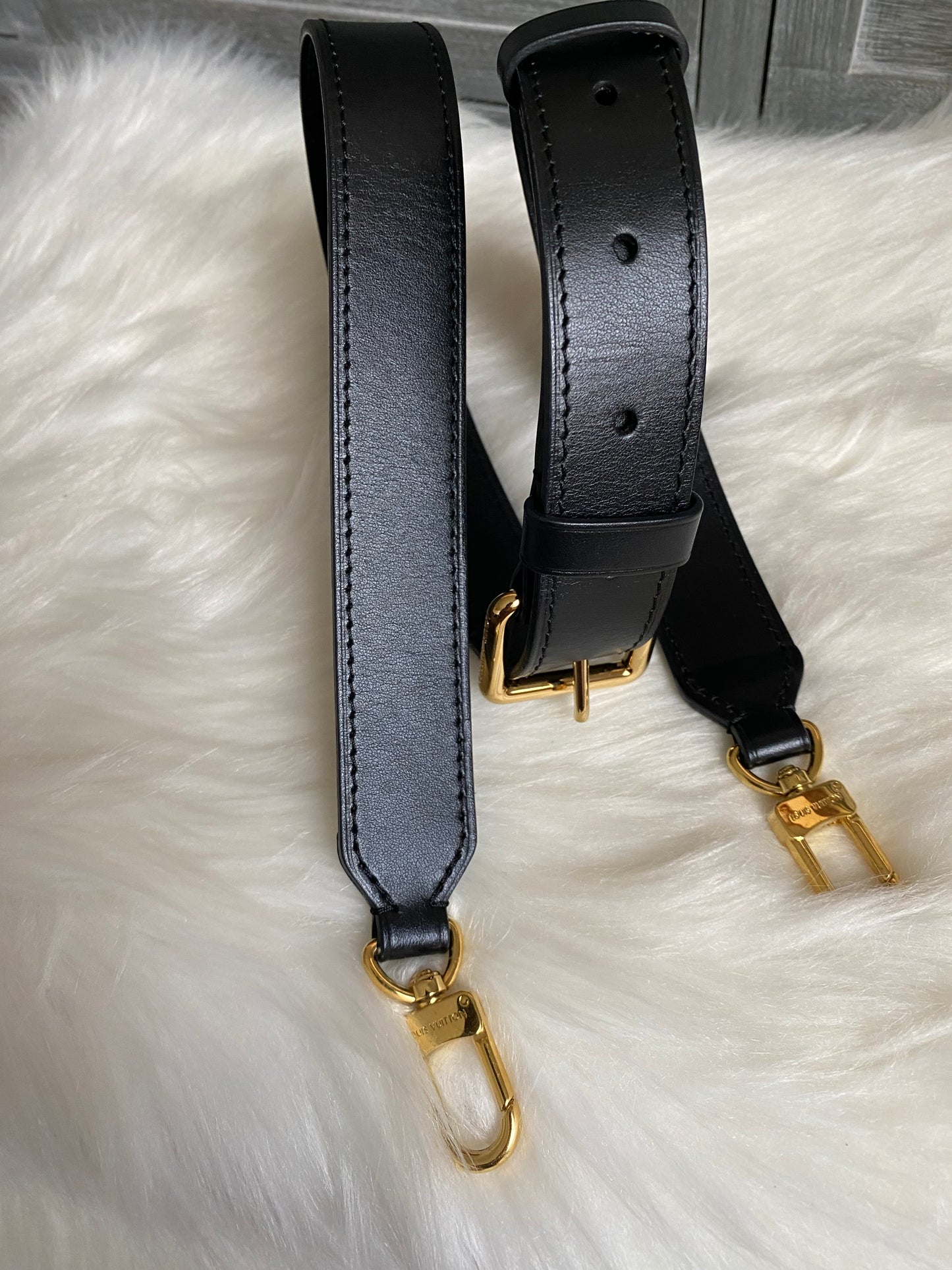 Louis Vuitton Odeon PM - Noir