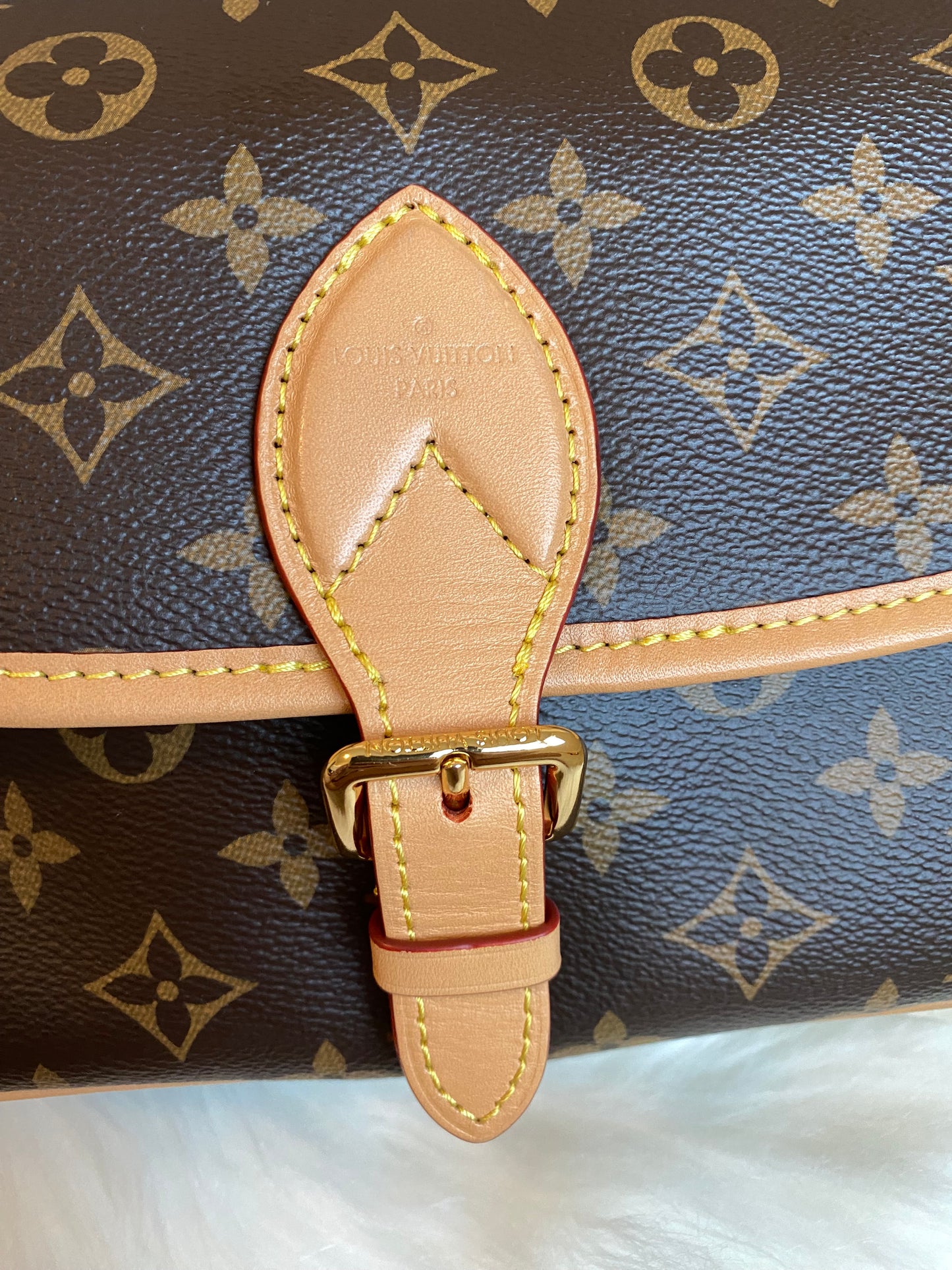 Louis Vuitton Diane Black