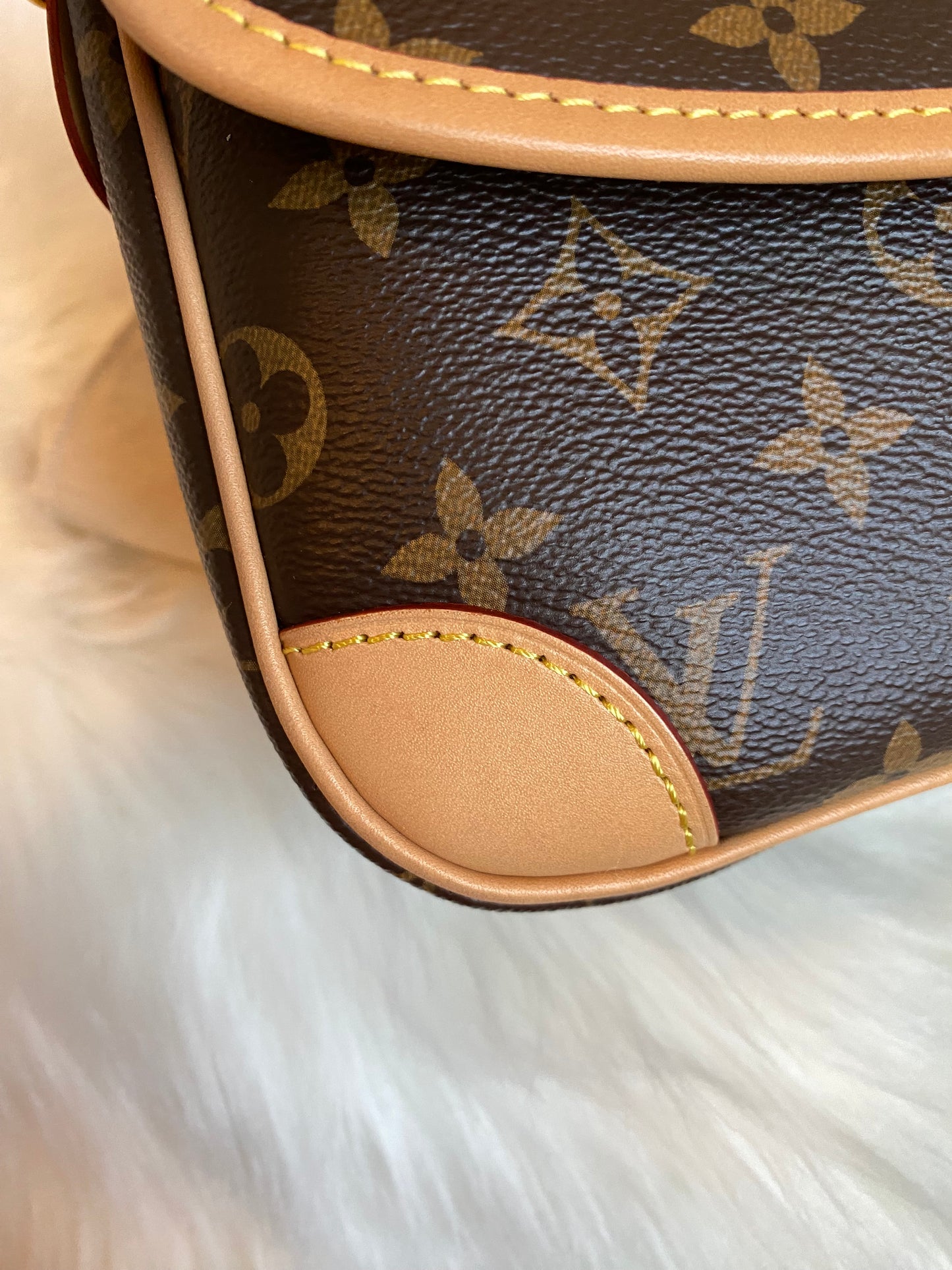 Louis Vuitton Diane Black