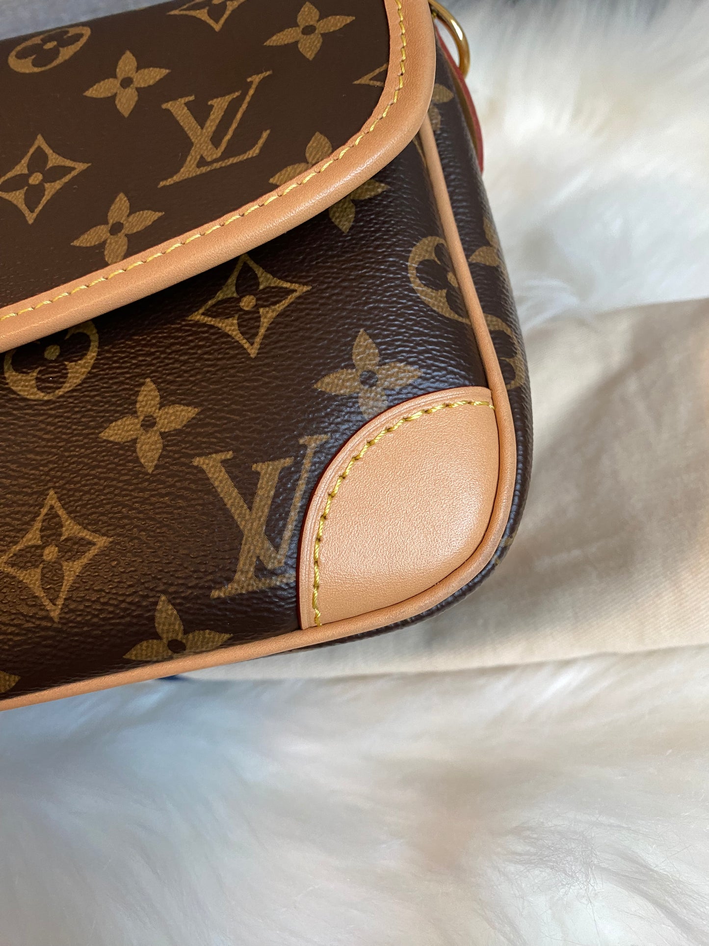 Louis Vuitton Diane Black