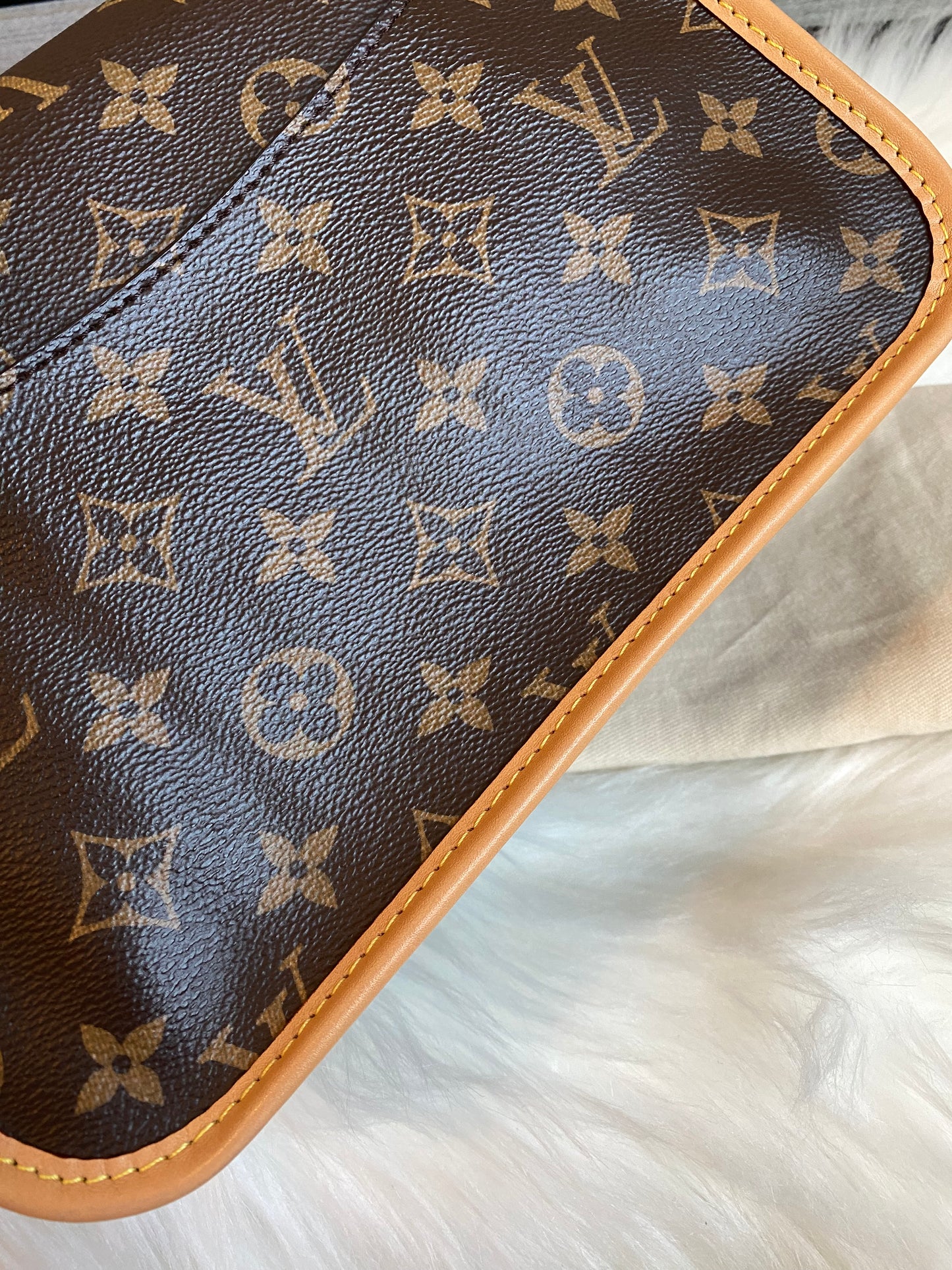 Louis Vuitton Diane Black
