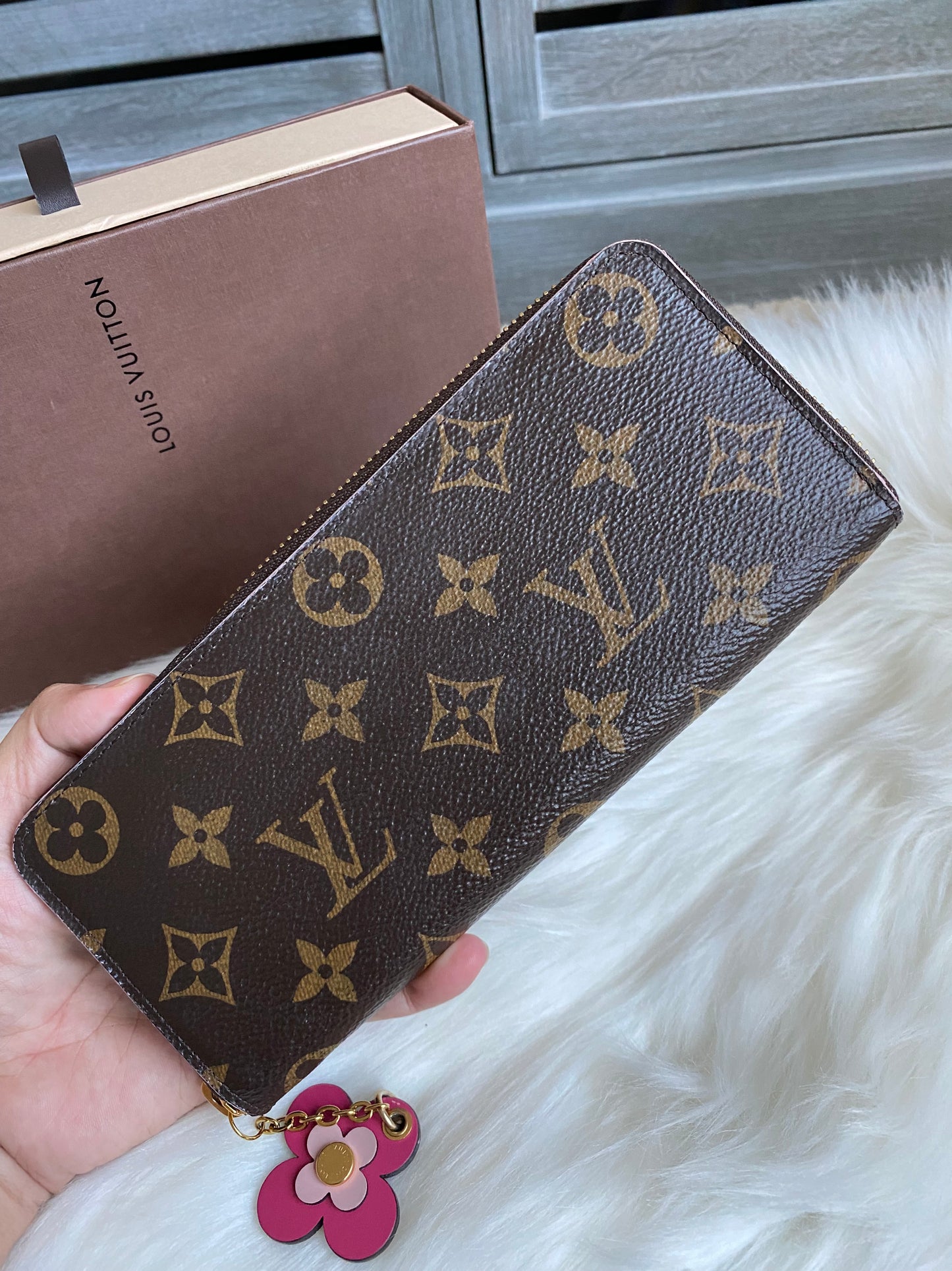 Louis Vuitton Clemence Bloom Flower Zip Wallet