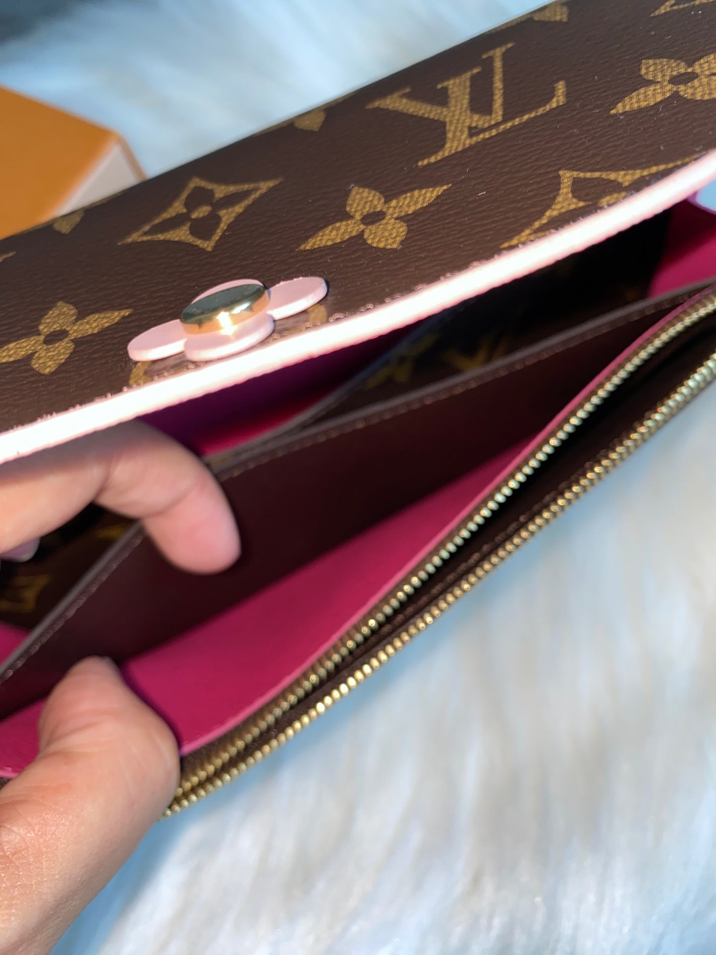 Louis Vuitton Emilie Bloom Flower Wallet