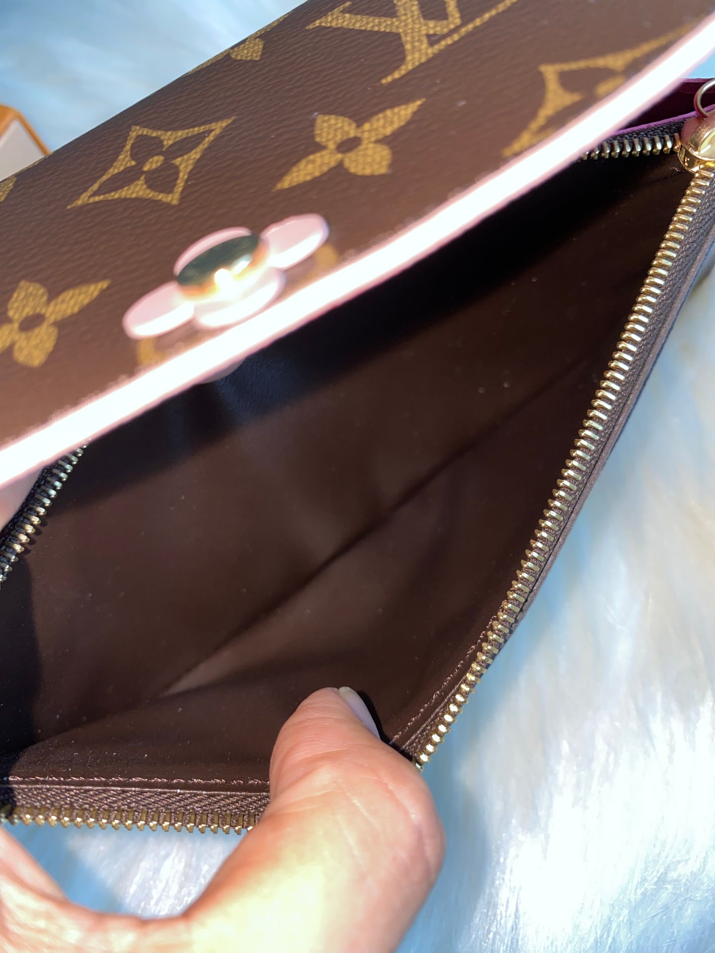 Louis Vuitton Emilie Bloom Flower Wallet