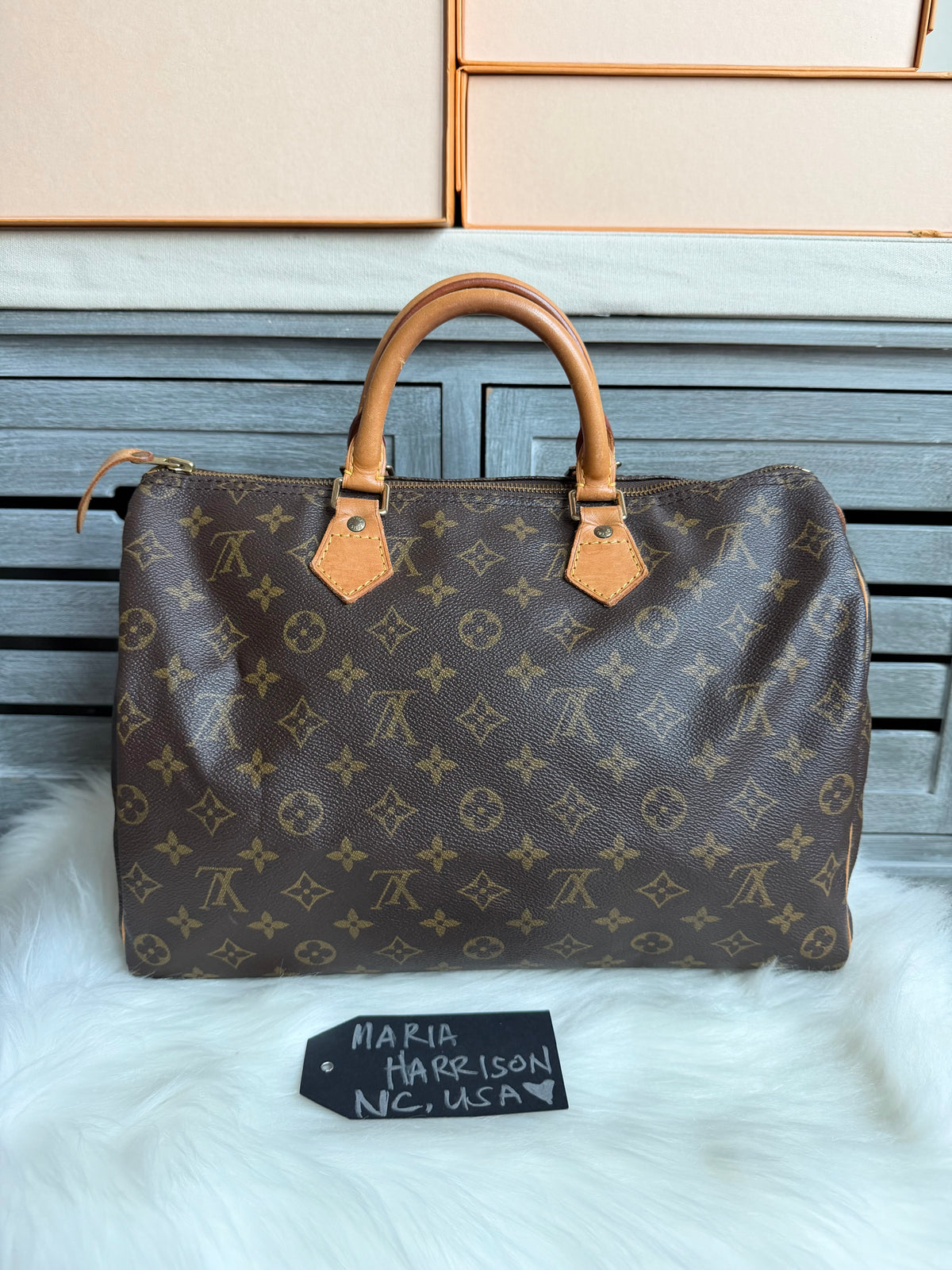 Louis Vuitton Speedy 35