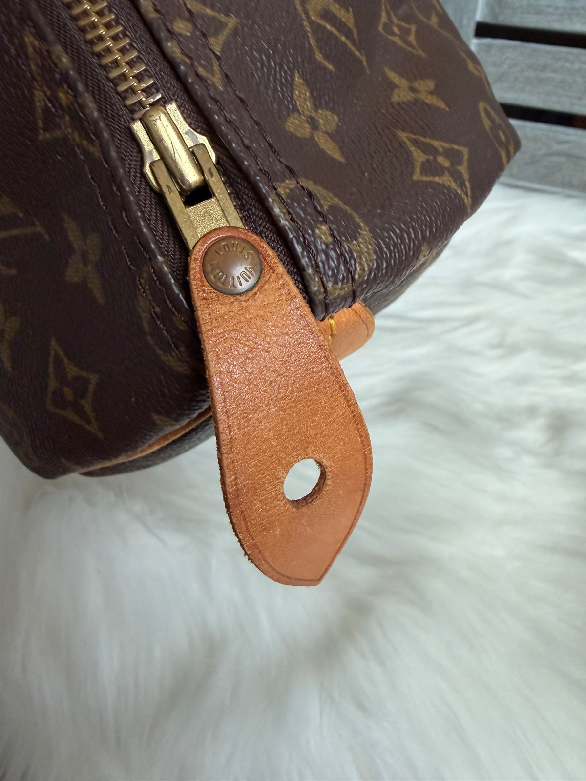 Louis Vuitton Speedy 35