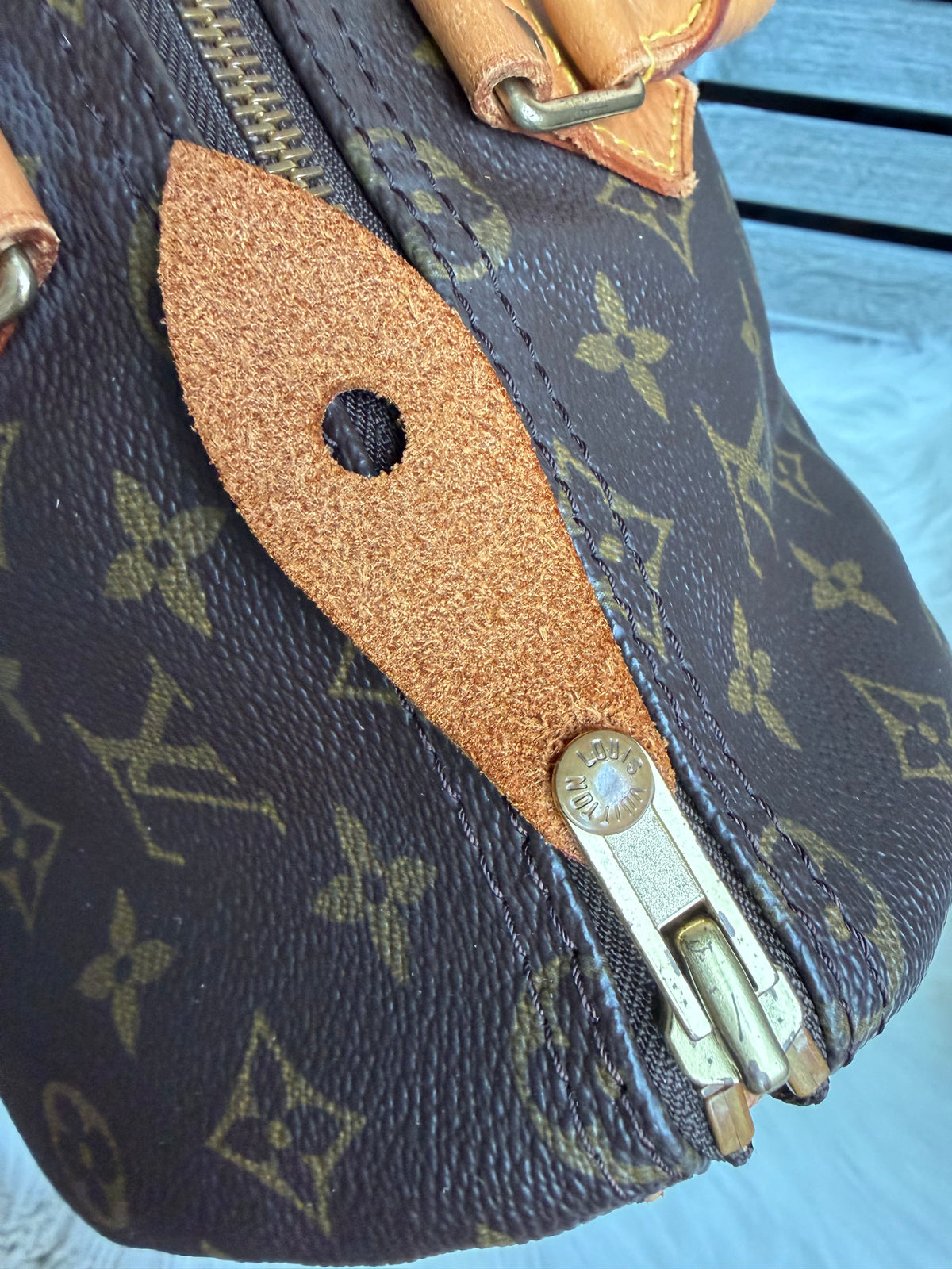 Louis Vuitton Speedy 35