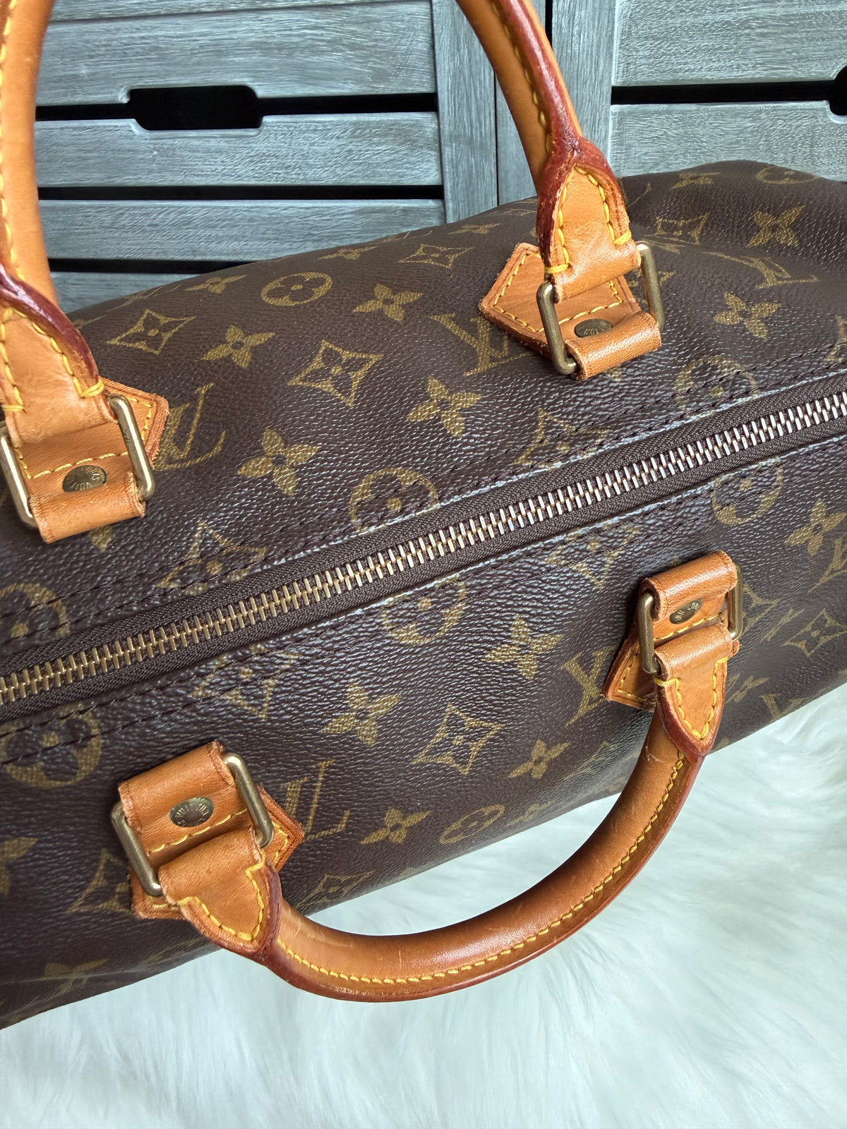 Louis Vuitton Speedy 35