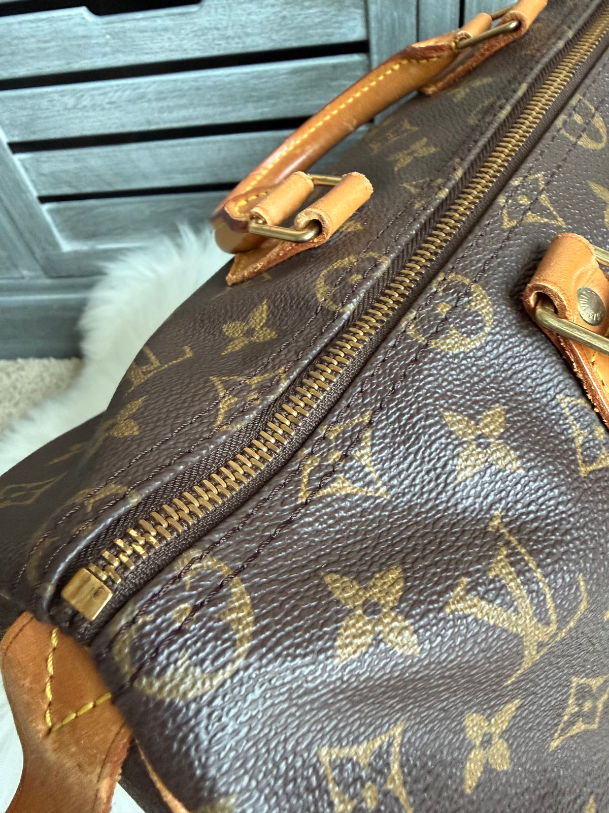 Louis Vuitton Speedy 35
