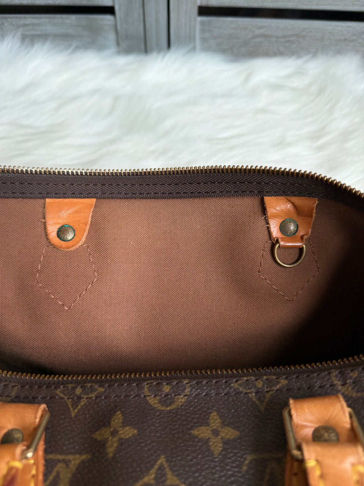 Louis Vuitton Speedy 35