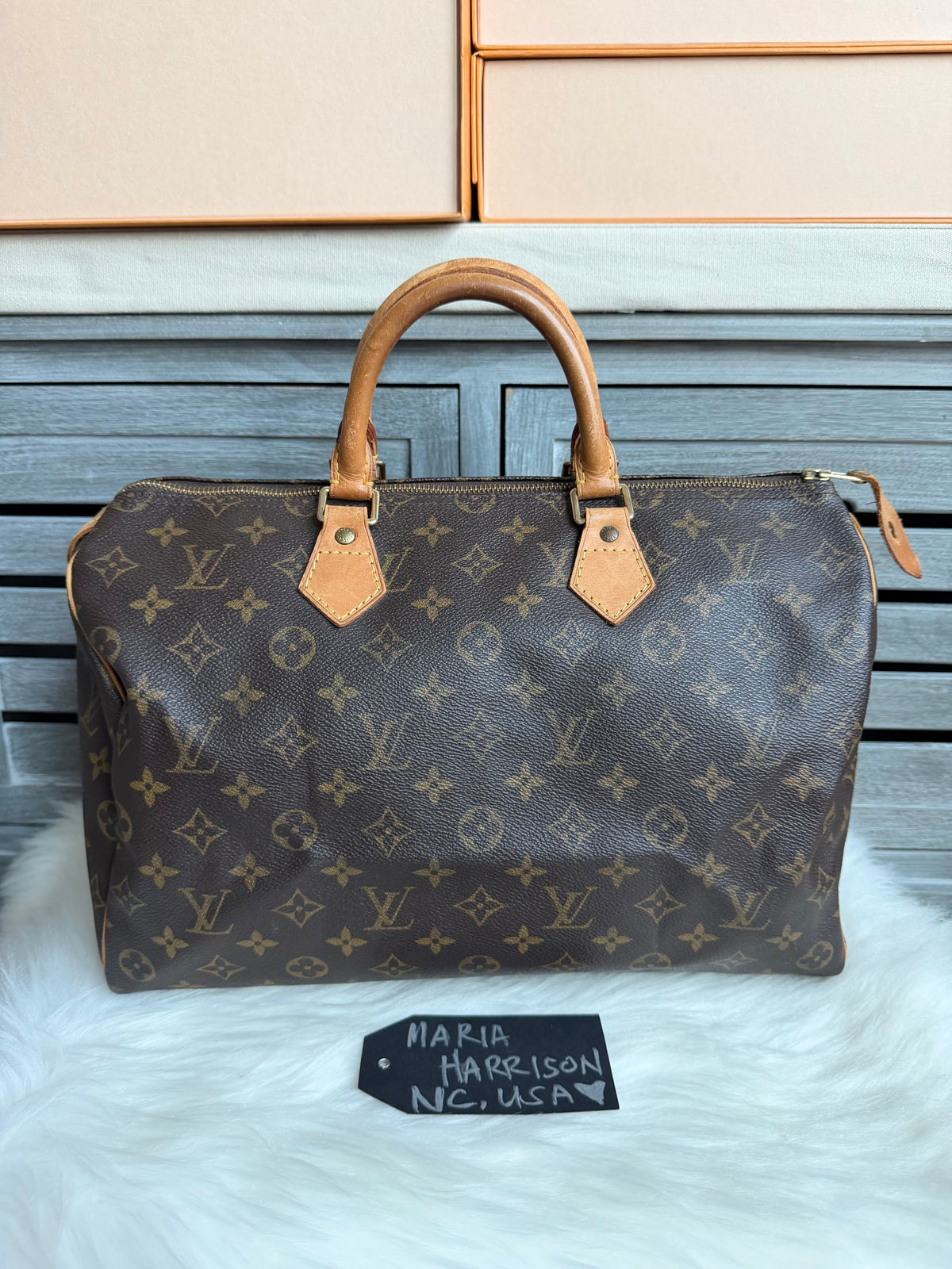 Louis Vuitton Speedy 35
