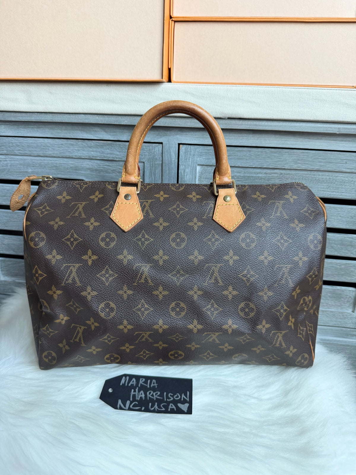 Louis Vuitton Speedy 35