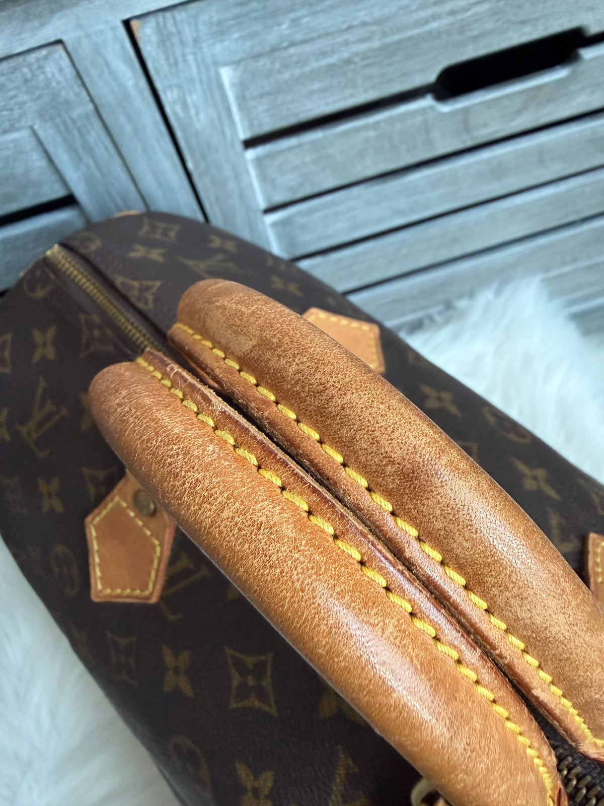 Louis Vuitton Speedy 35