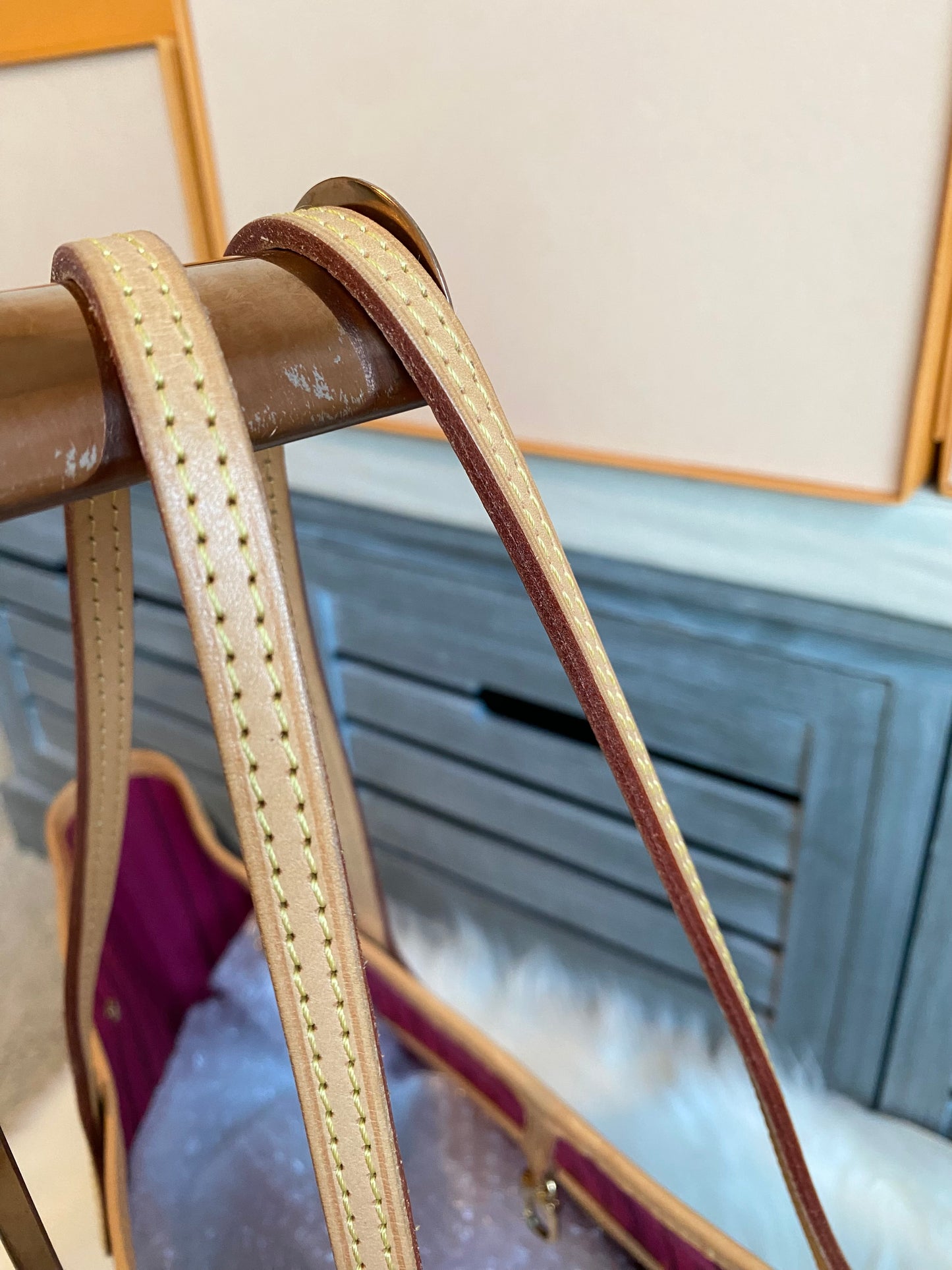 Louis Vuitton Neverfull MM With Pouch - Pivoine