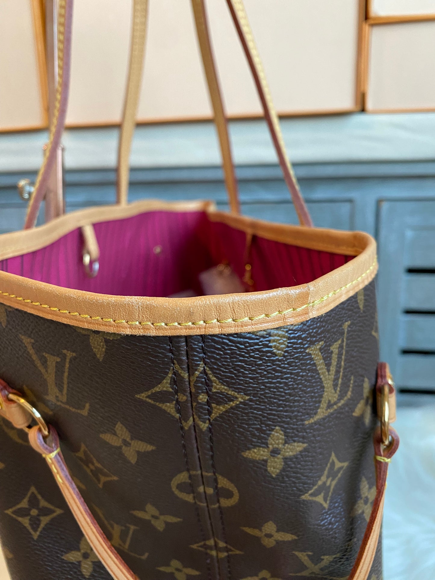 Louis Vuitton Neverfull MM With Pouch - Pivoine