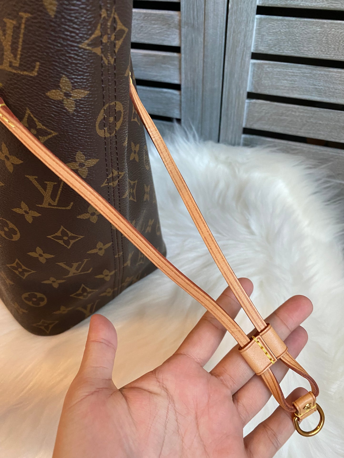 Louis Vuitton Neverfull MM With Pouch - Pivoine