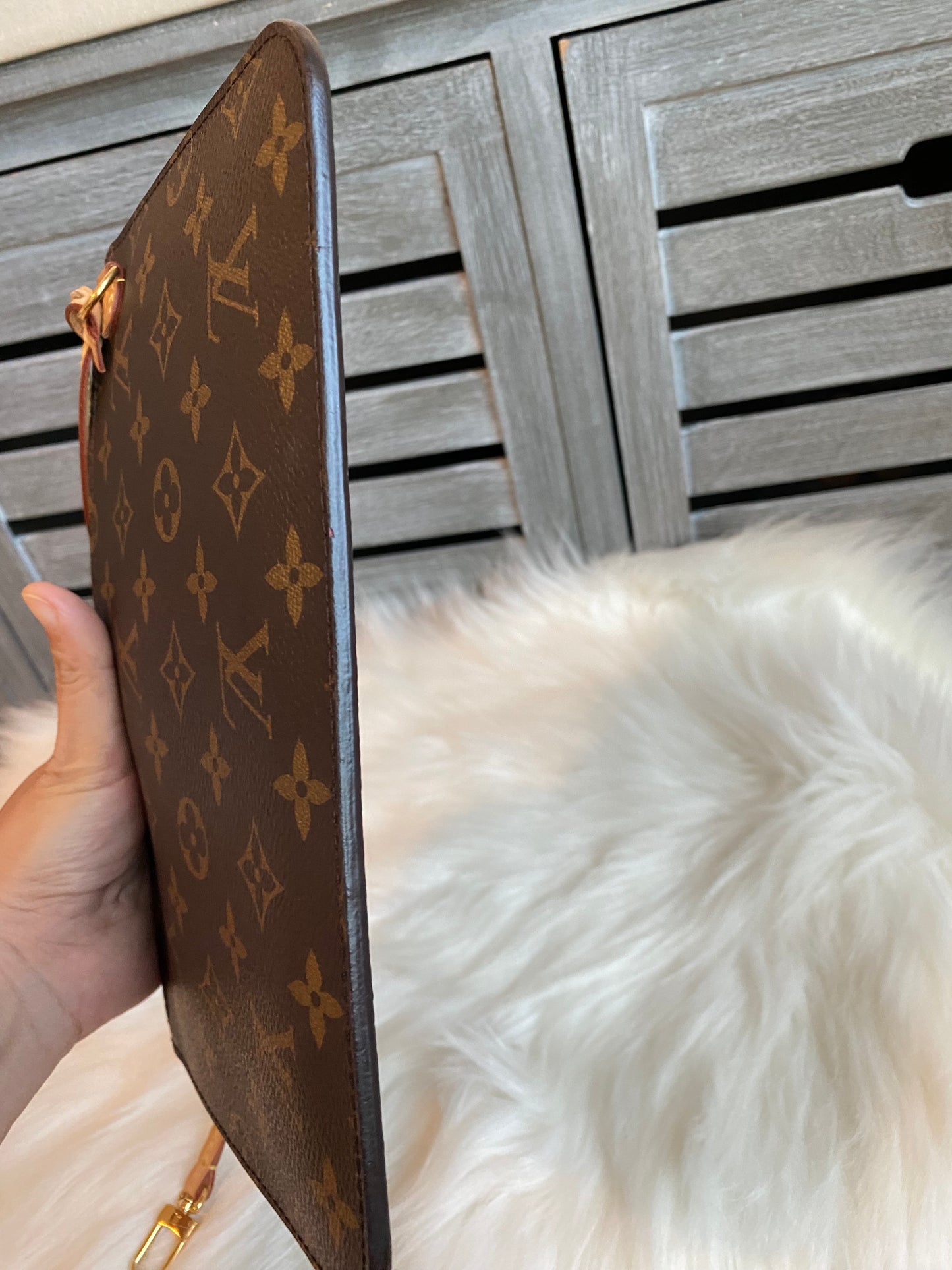 Louis Vuitton Neverfull MM With Pouch - Pivoine