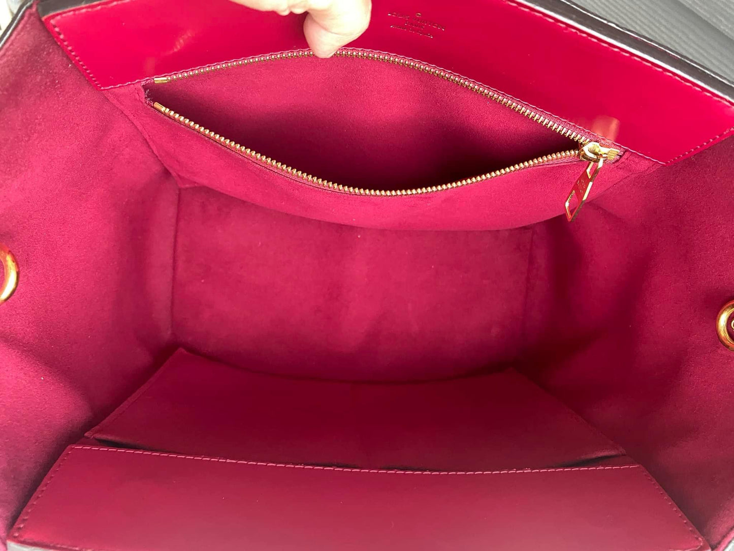 Louis Vuitton Phenix Magenta