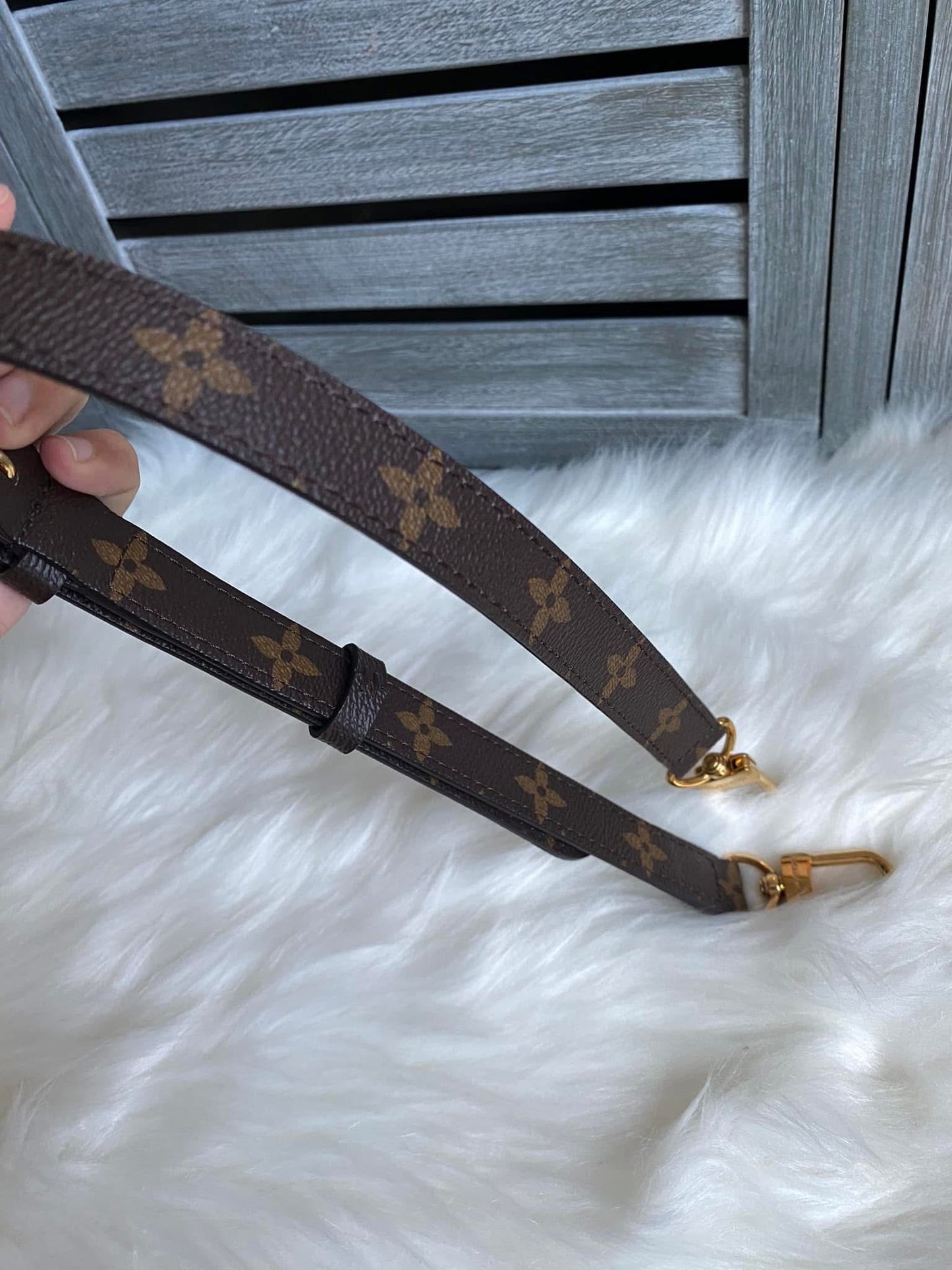 Louis Vuitton Pallas MM Cerise