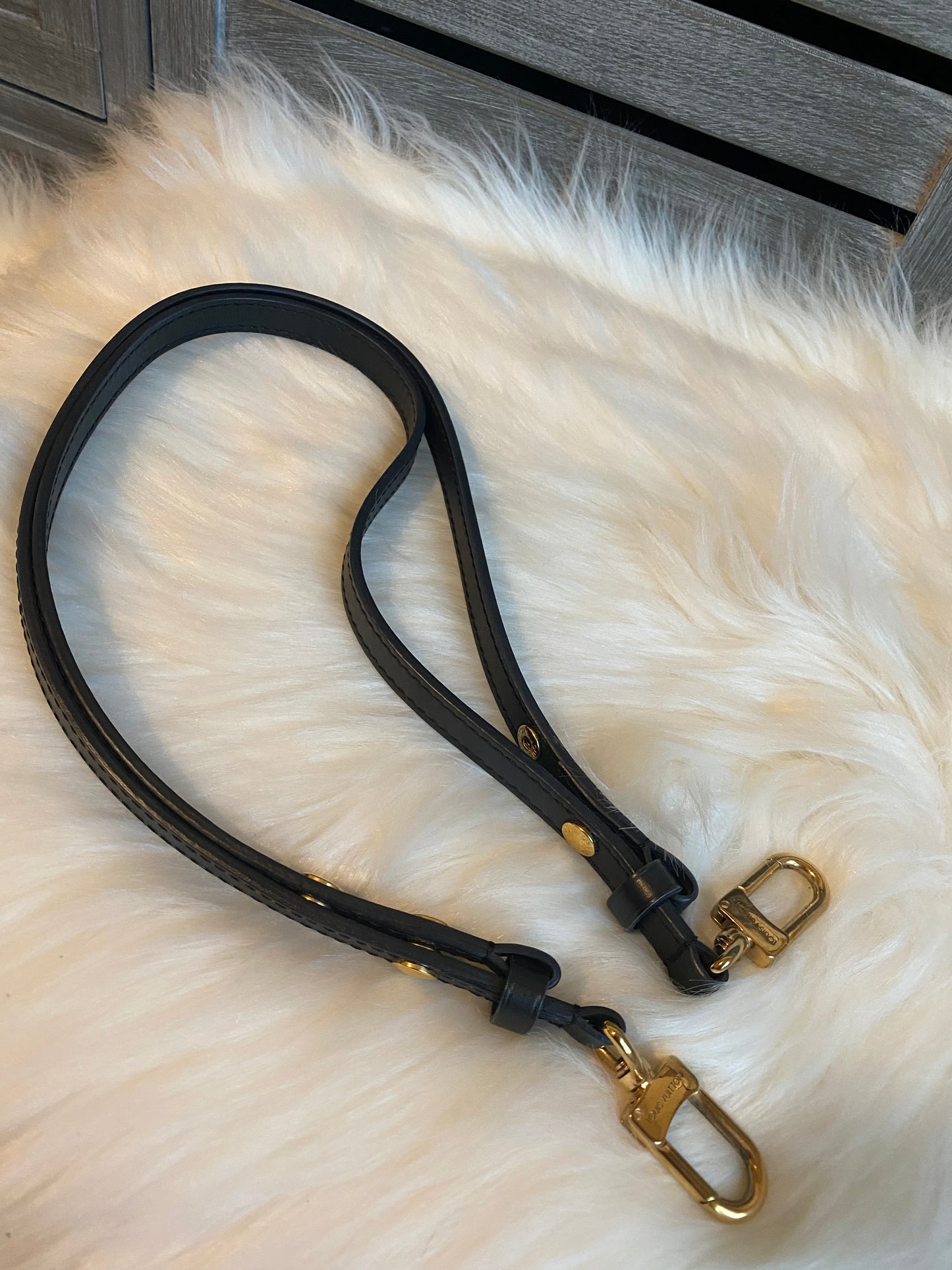 Louis Vuitton NeoNoe MM Black