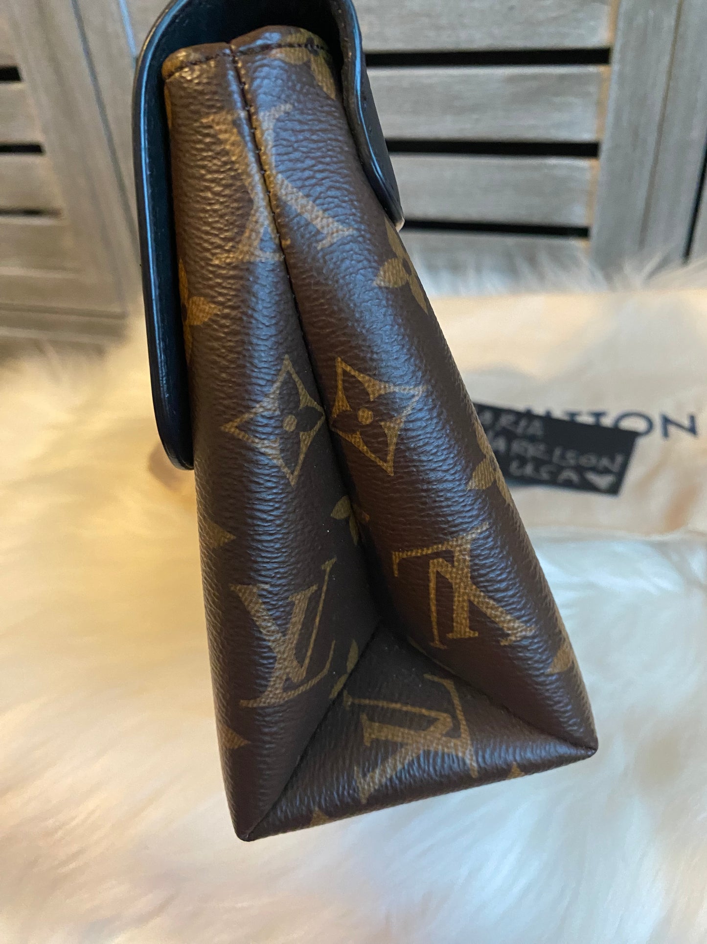 Louis Vuitton Locky BB Black