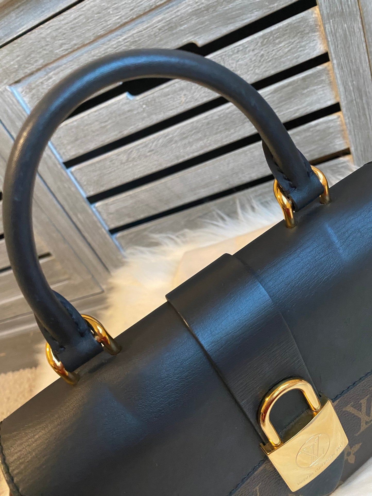 Louis Vuitton Locky BB Black