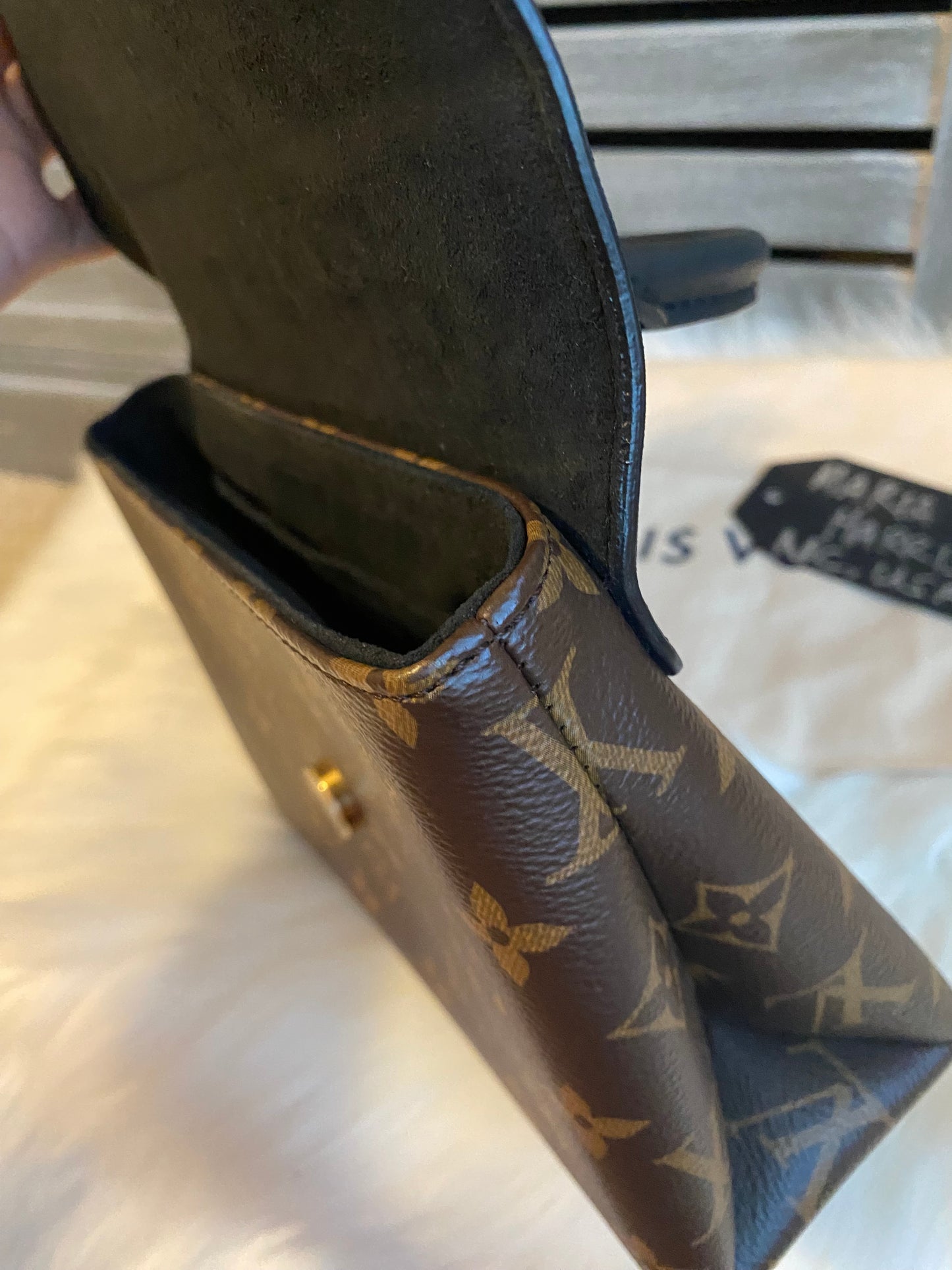 Louis Vuitton Locky BB Black