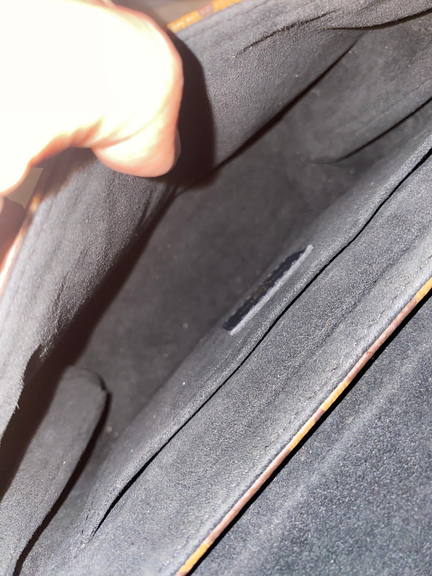 Louis Vuitton Locky BB Black