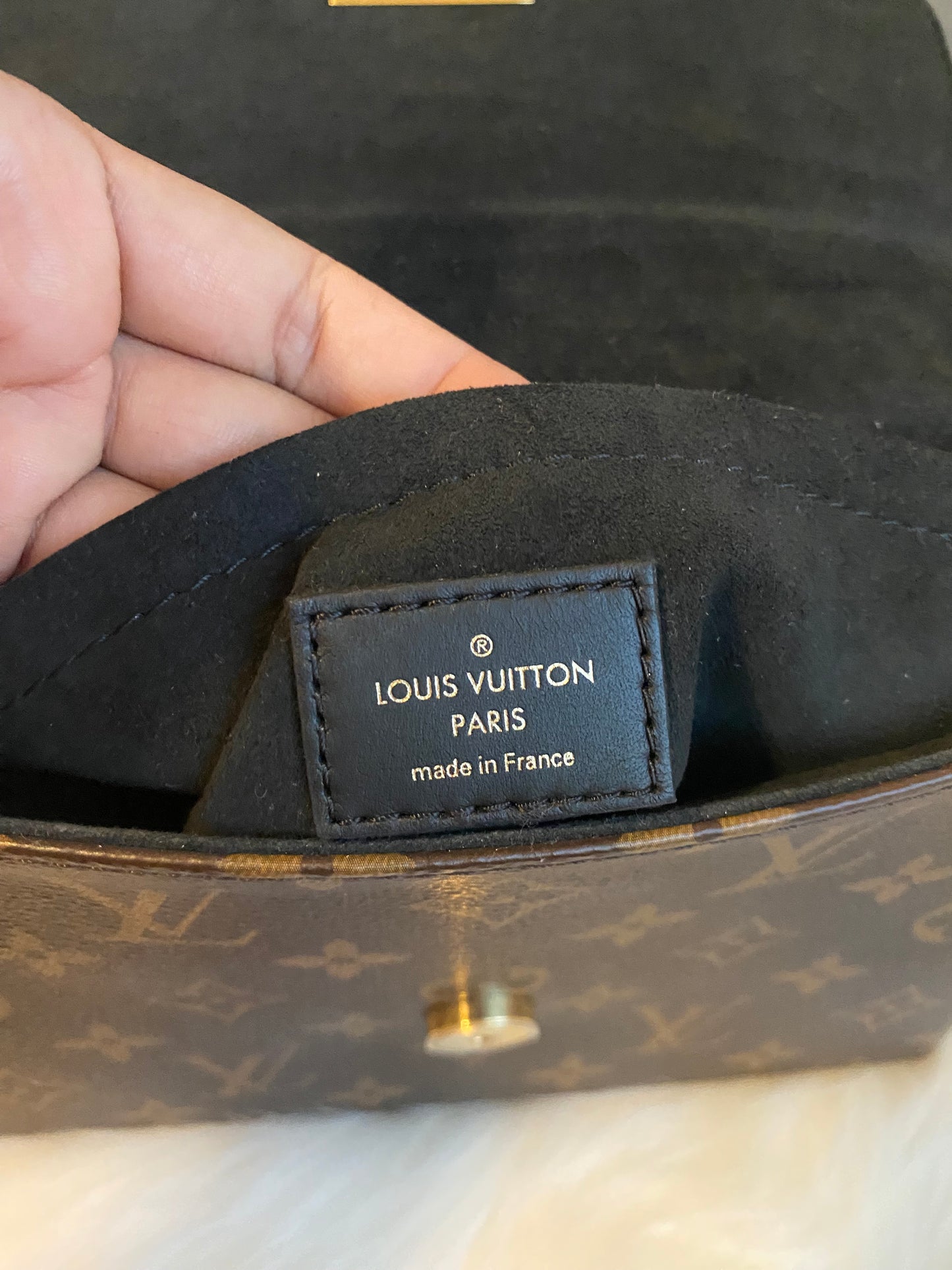 Louis Vuitton Locky BB Black