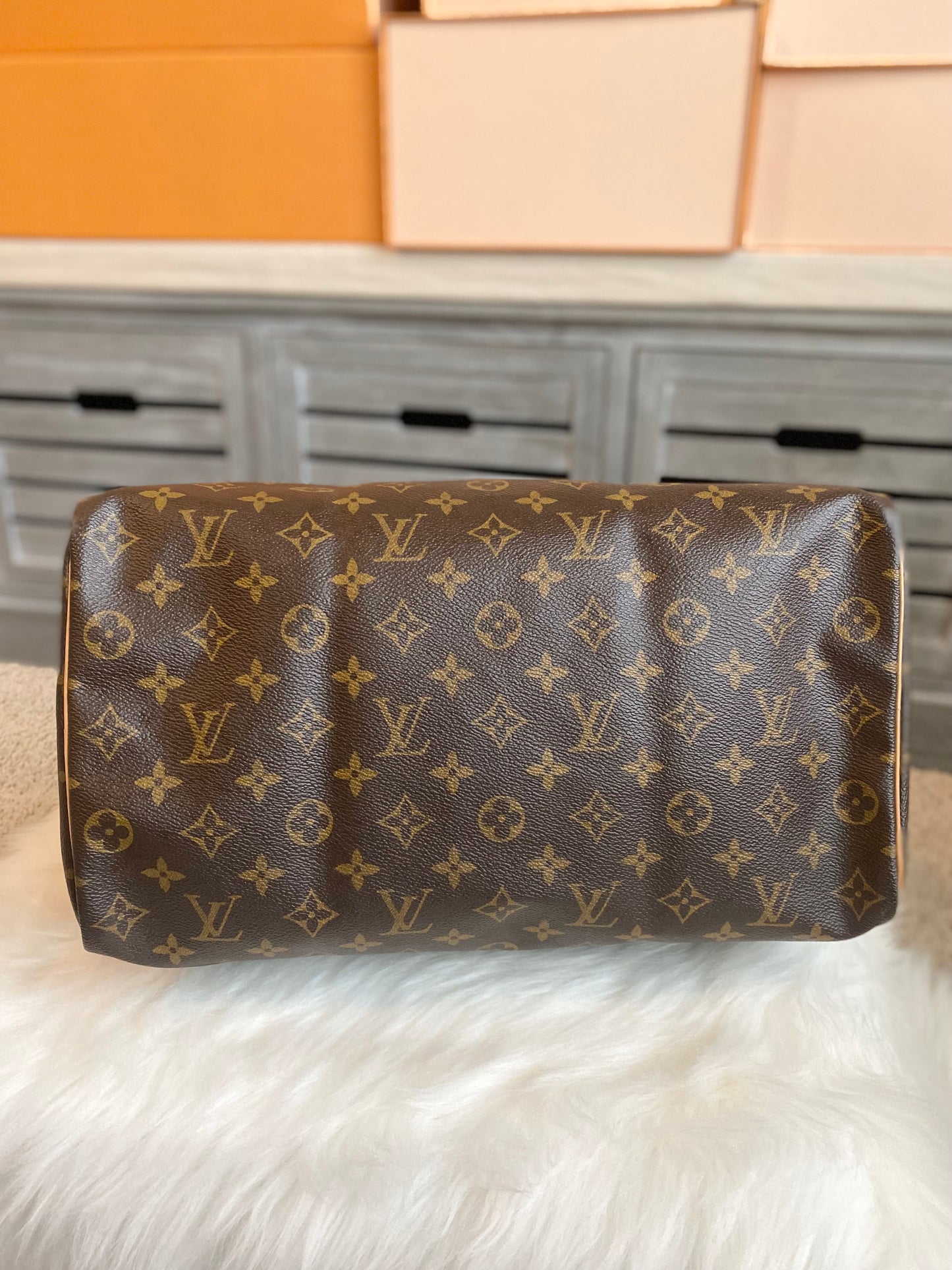 Louis Vuitton Speedy 35