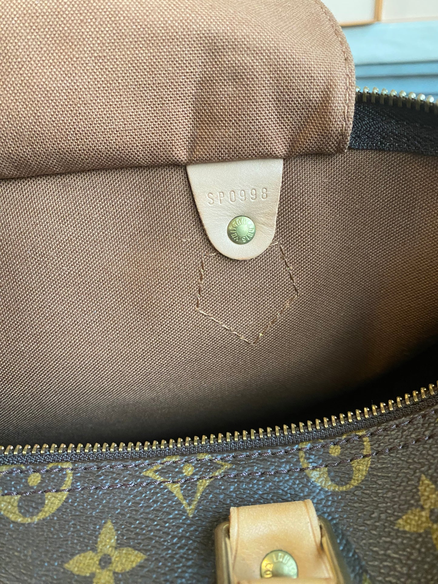 Louis Vuitton Speedy 35