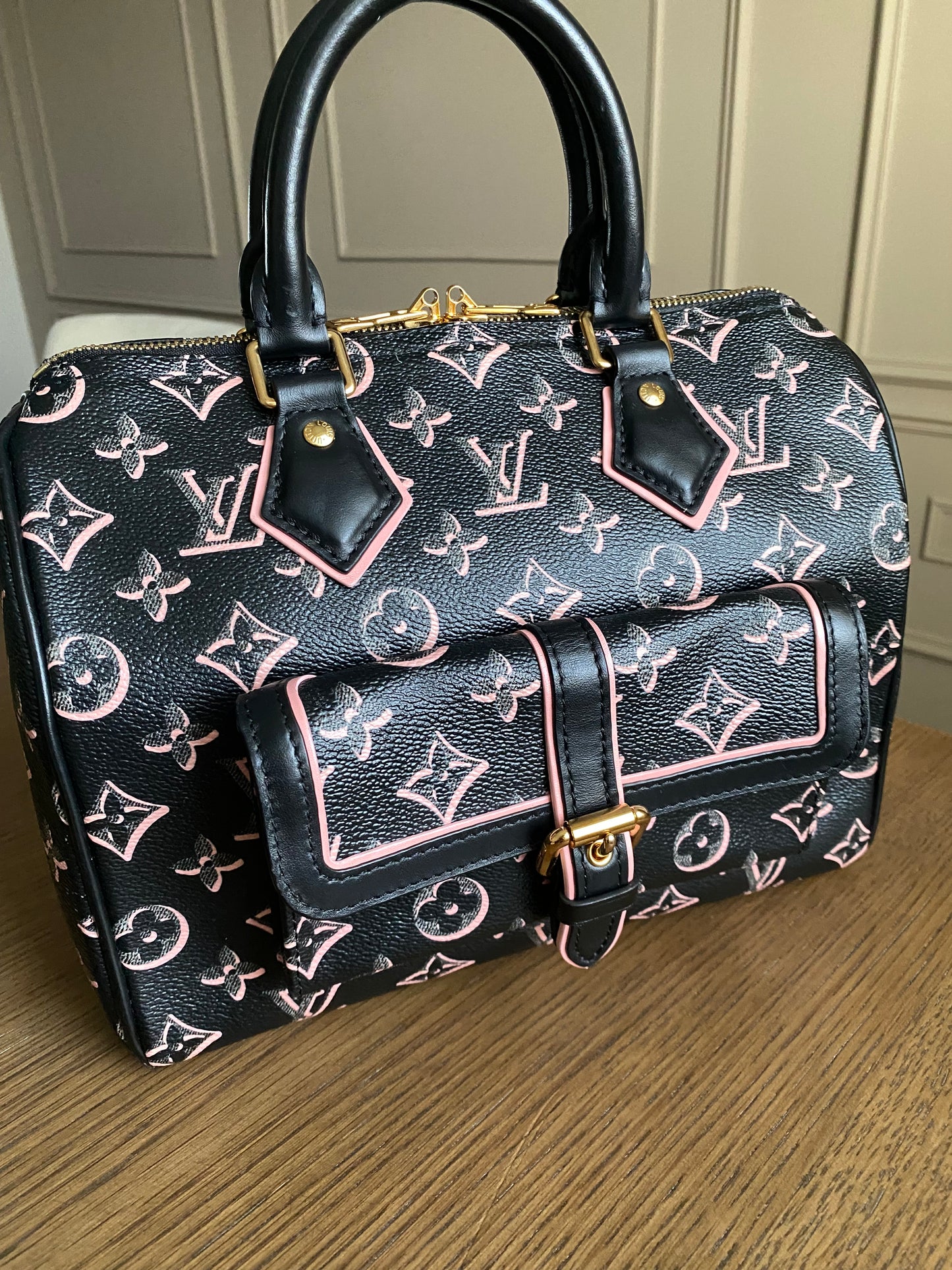 Louis Vuitton Limited Edition Fall For You Speedy 25 Bandouliere