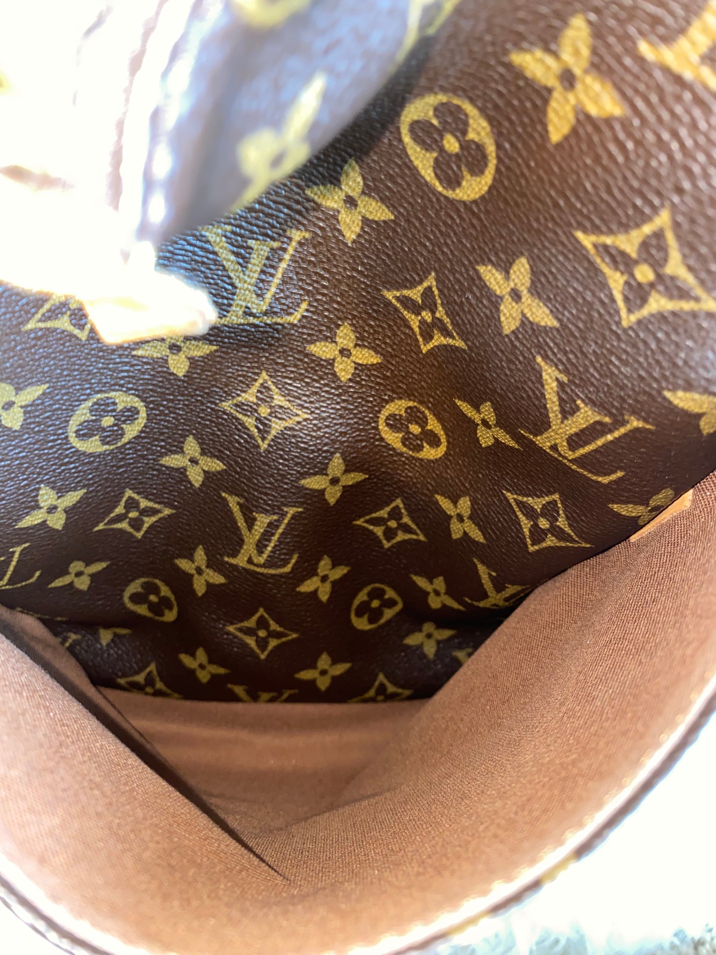 Louis Vuitton Totally MM