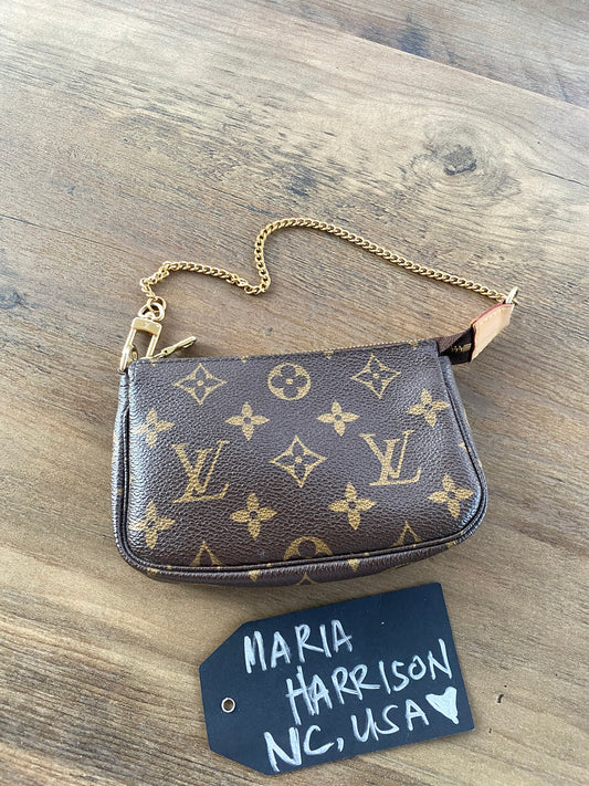 Louis Vuitton Mini Pochette Accessoires