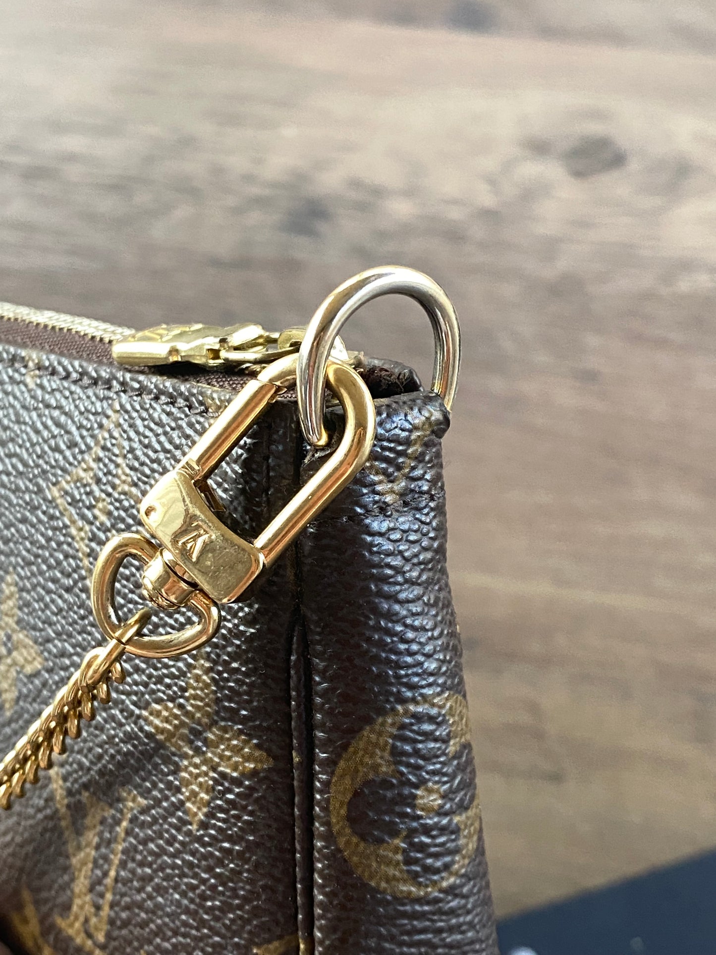 Louis Vuitton Mini Pochette Accessoires