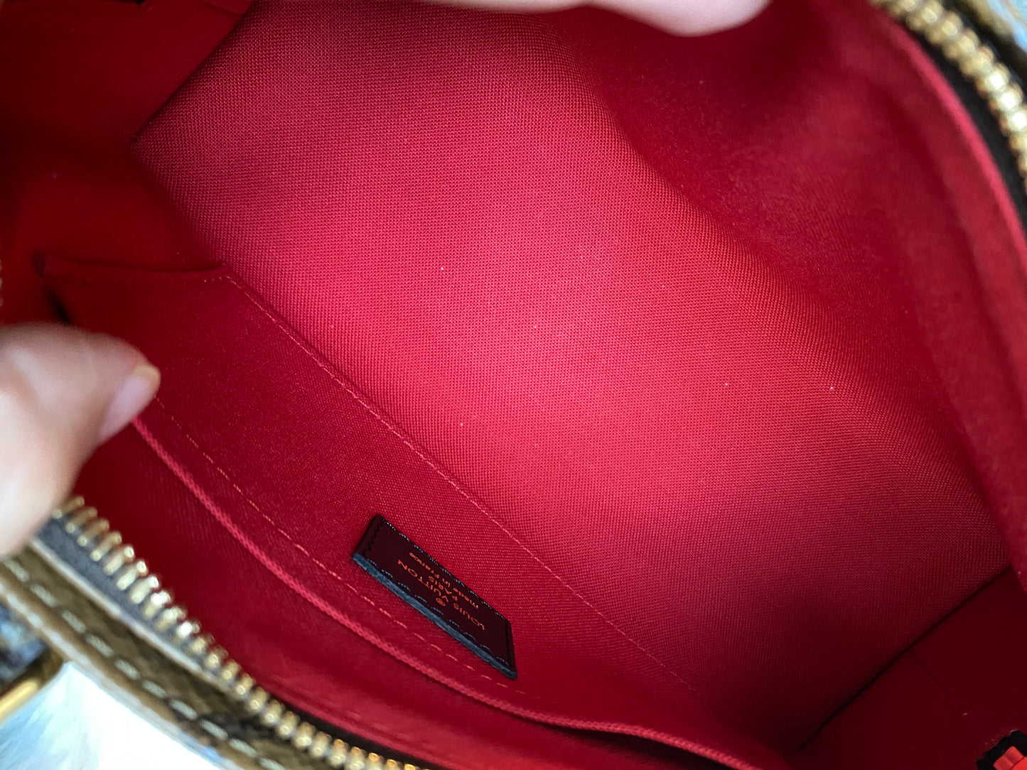 Louis Vuitton Reverse Monogram Giant OnTheGo East West